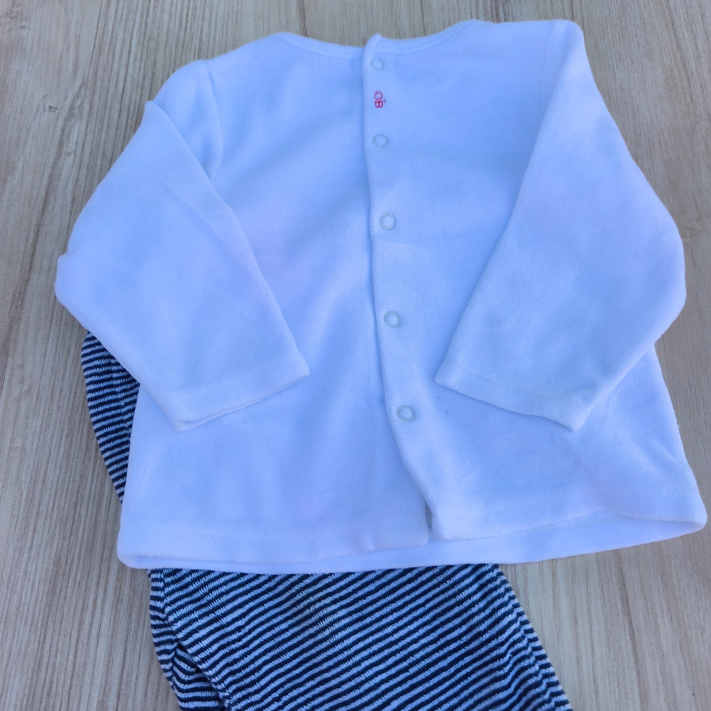 Pijama de 2 Peças Obaïbi em Veludo com Baleia – 12 Meses (74 cm)
