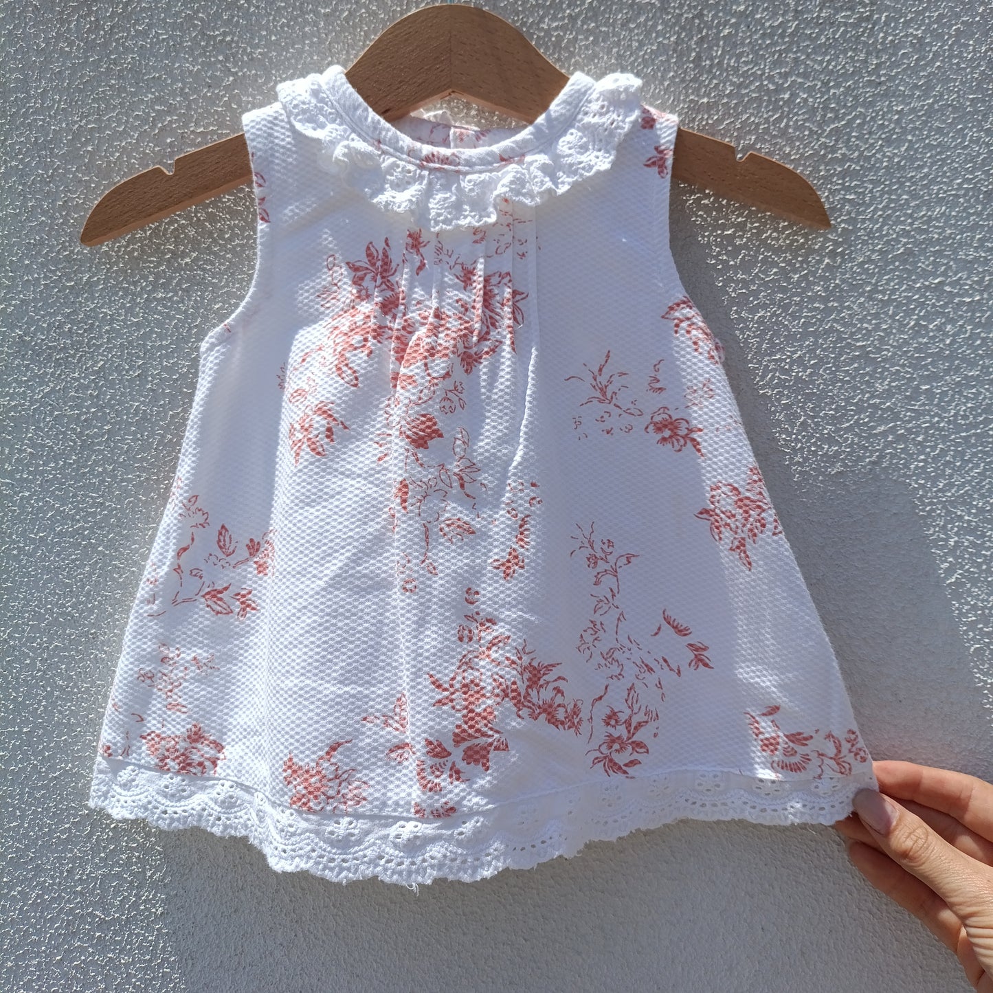 Vestido Zippy (ZY) Floral com Pormenores em Bordado Inglês – 1 a 3 Meses (55-61 cm)