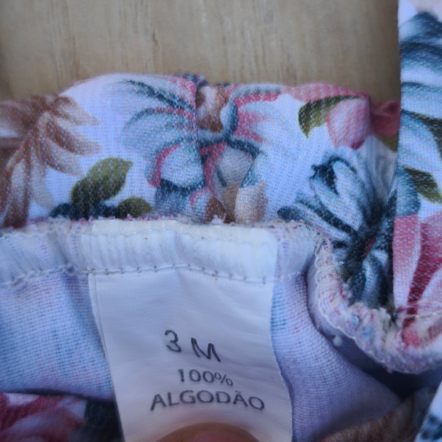 Conjunto de Body e Saia com Alças — Padrão Floral