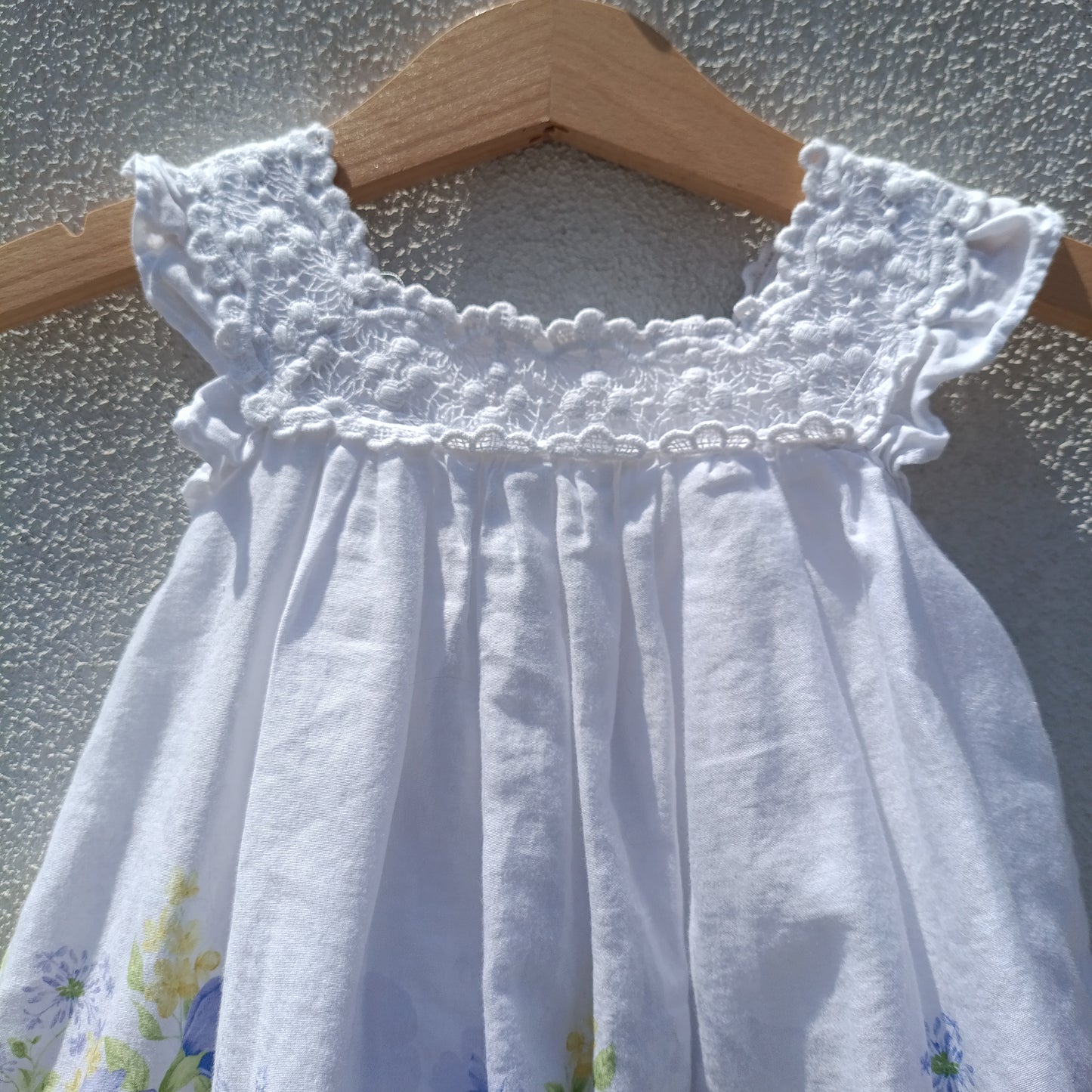 Vestido Mayoral em Linho com Renda Guipure e Estampa Floral – 9 a 12 Meses (80 cm)
