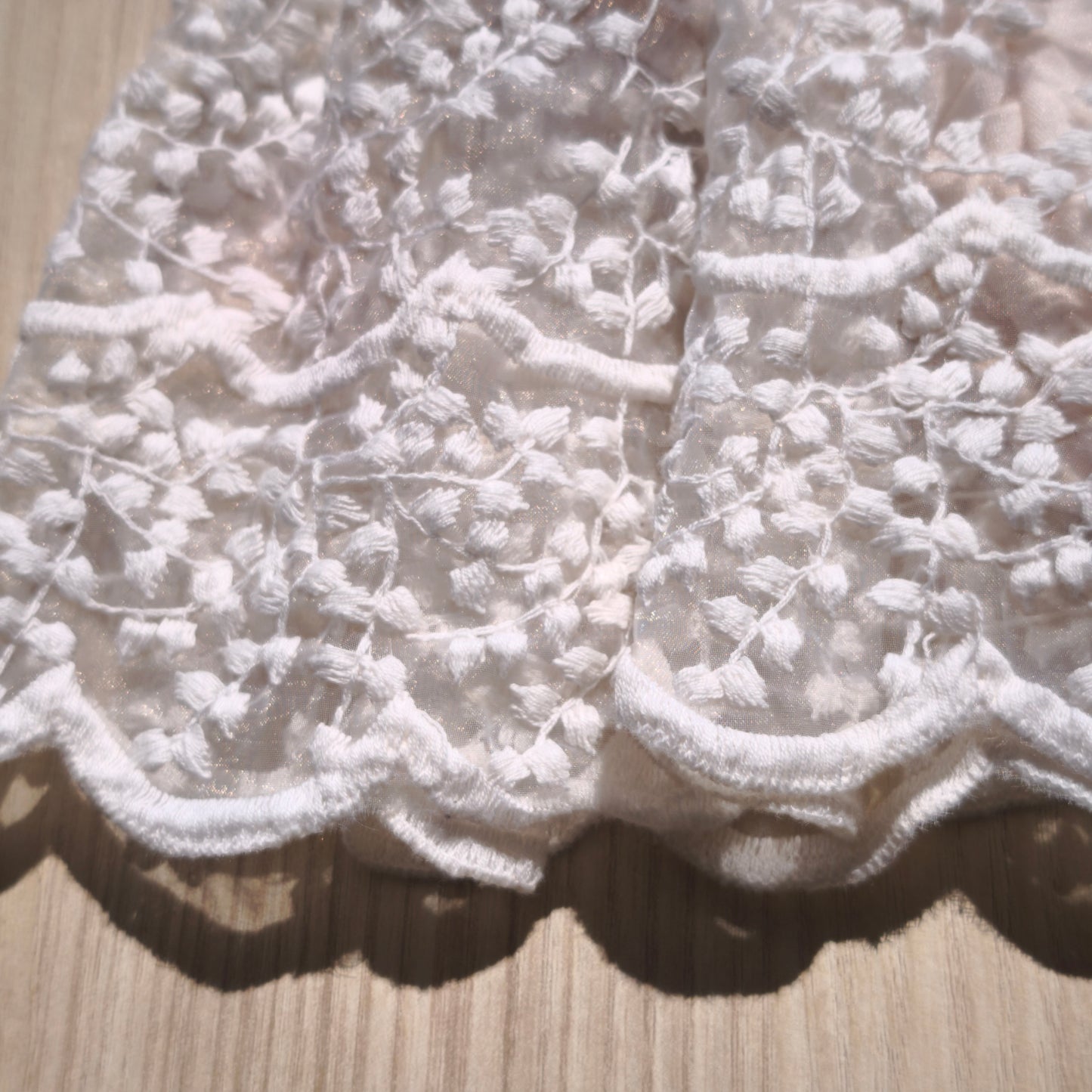 Vestido de Bebé em Tule Bordado