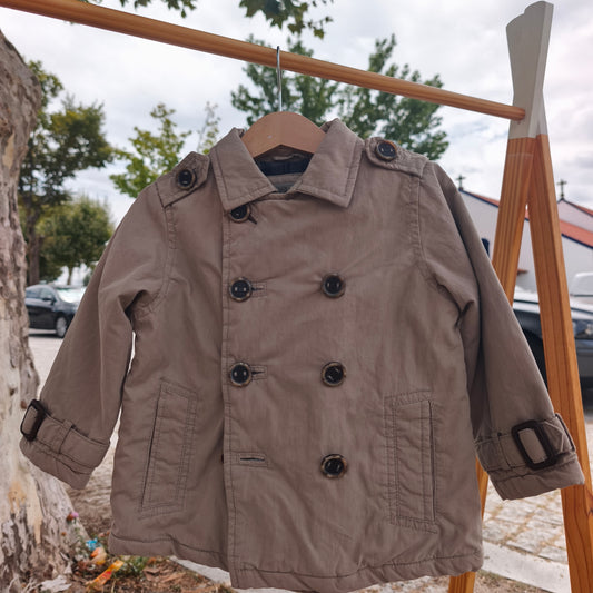 Casaco Trench Coat Bege. Zara. 18-24 meses