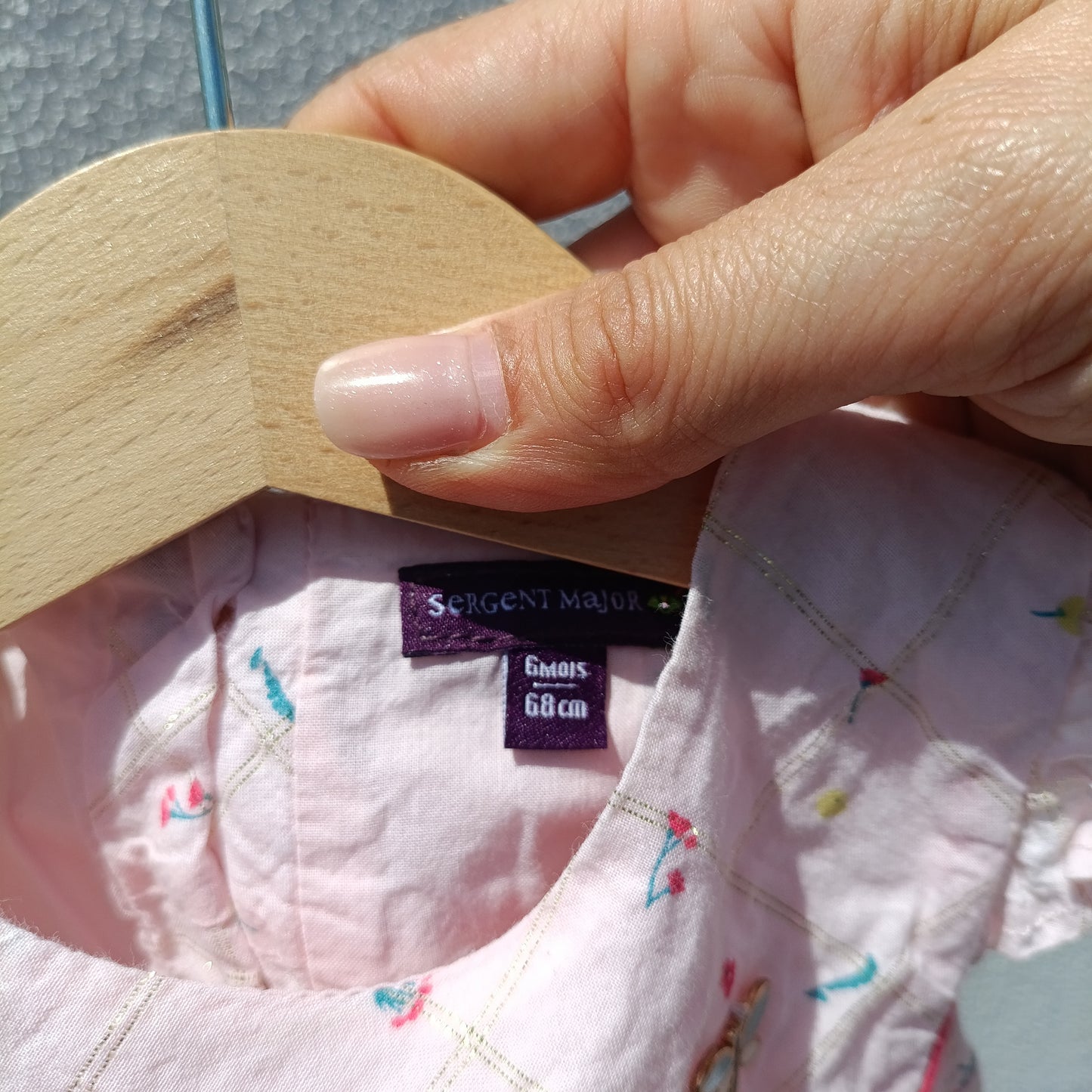 Vestido Sergent Major Rosa com Fio Dourado e Borboleta – 6 Meses (68 cm)