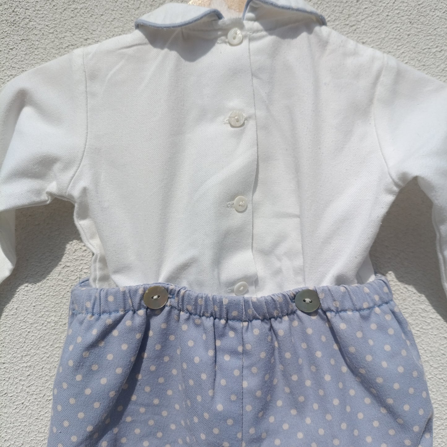 Conjunto / Fofo de Cerimónia Miranda Azul e Branco a Bolinhas – 6 Meses