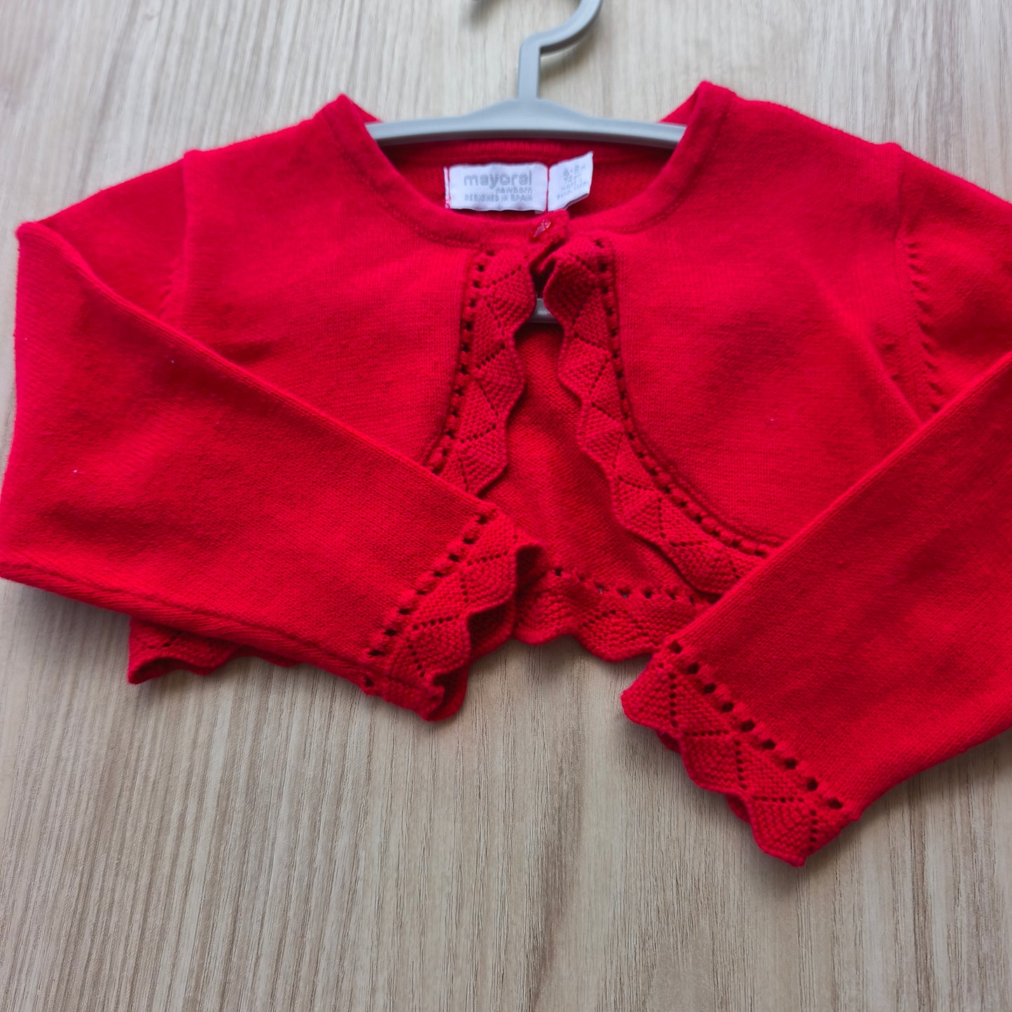 Casaco Bolero Mayoral Vermelho em Malha Trabalhada – 4-6 Meses (68 cm)