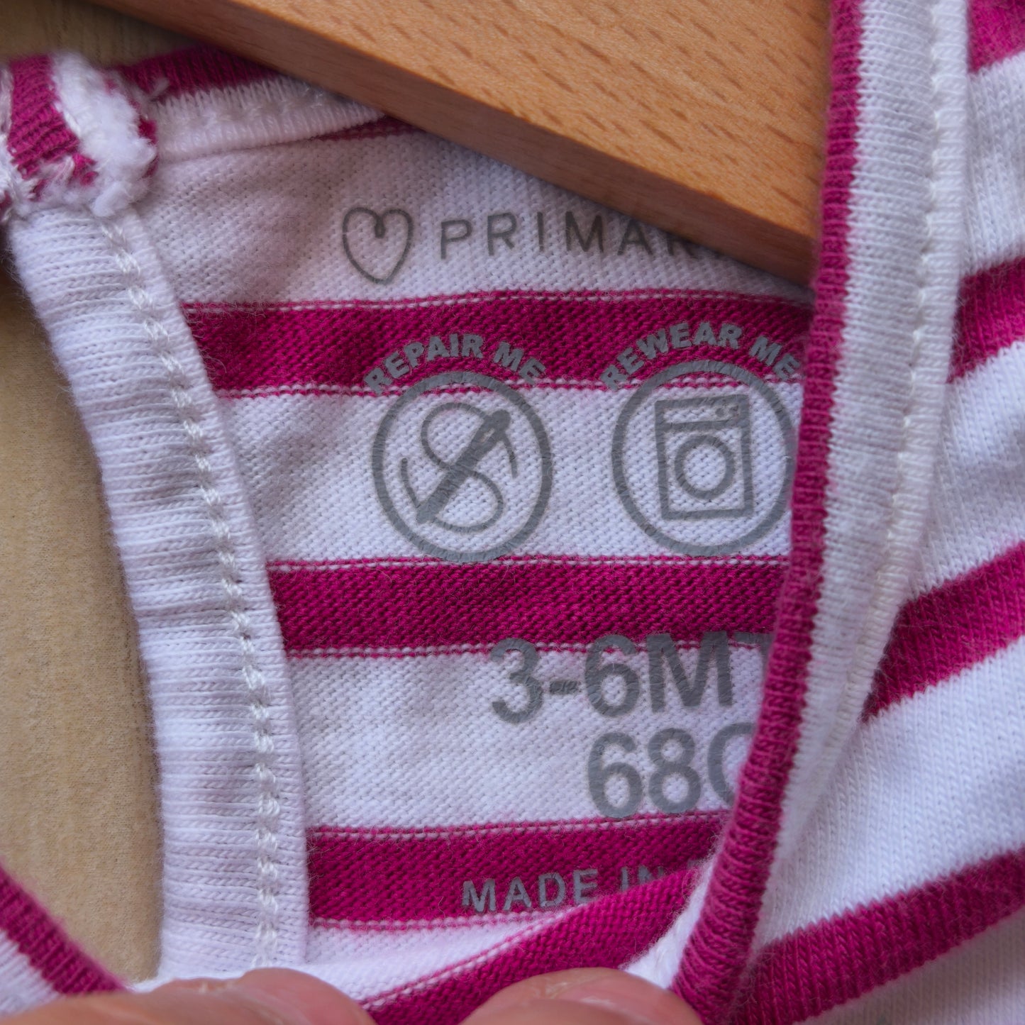 Camisola Primark Manga Comprida Às Riscas Rosa e Branco – 3-6 Meses (68 cm)