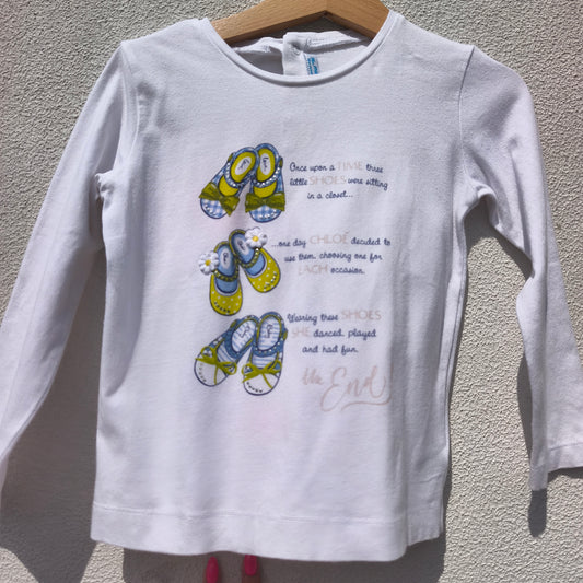 Camisola Branca com Ilustração de Sapatos – Mayoral- 3 anos