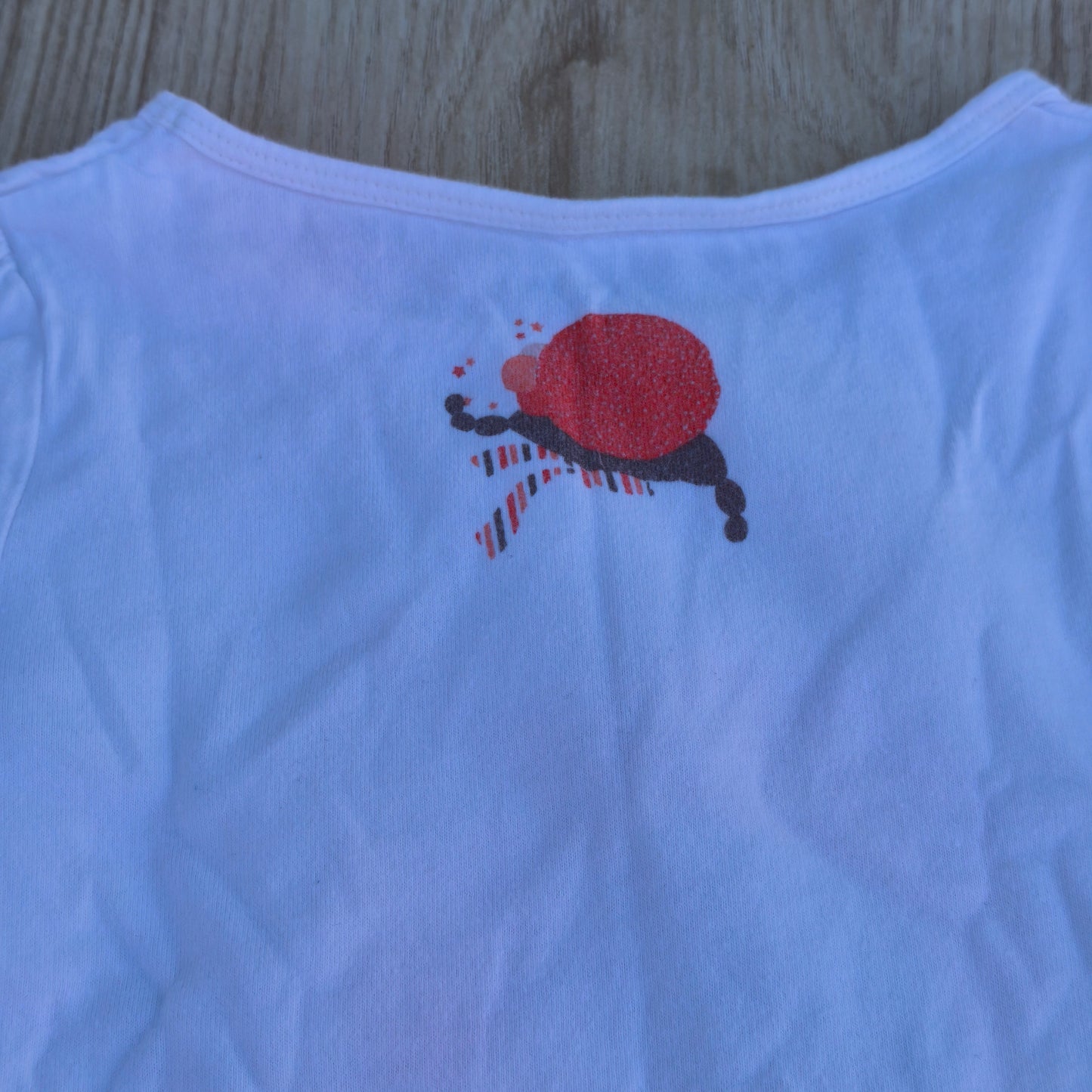 Camisola Vertbaudet Branca com Estampa "Menina de Boina" – 5 Anos (108 cm)