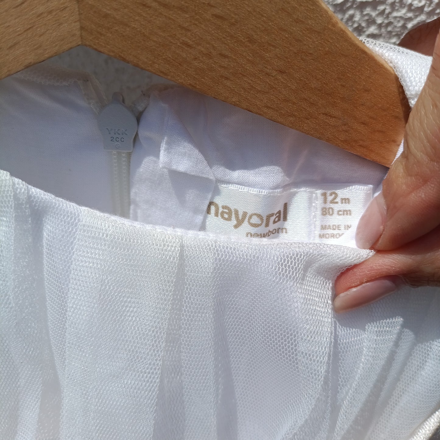 Vestido de Cerimónia Mayoral Newborn em Tule Branco com Faixa Champanhe – 12 Meses (80 cm)