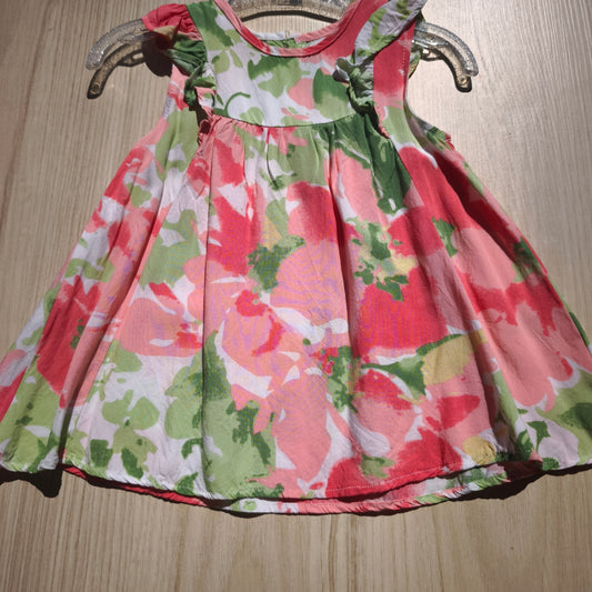 Vestido Floral Vibrante com Folhos