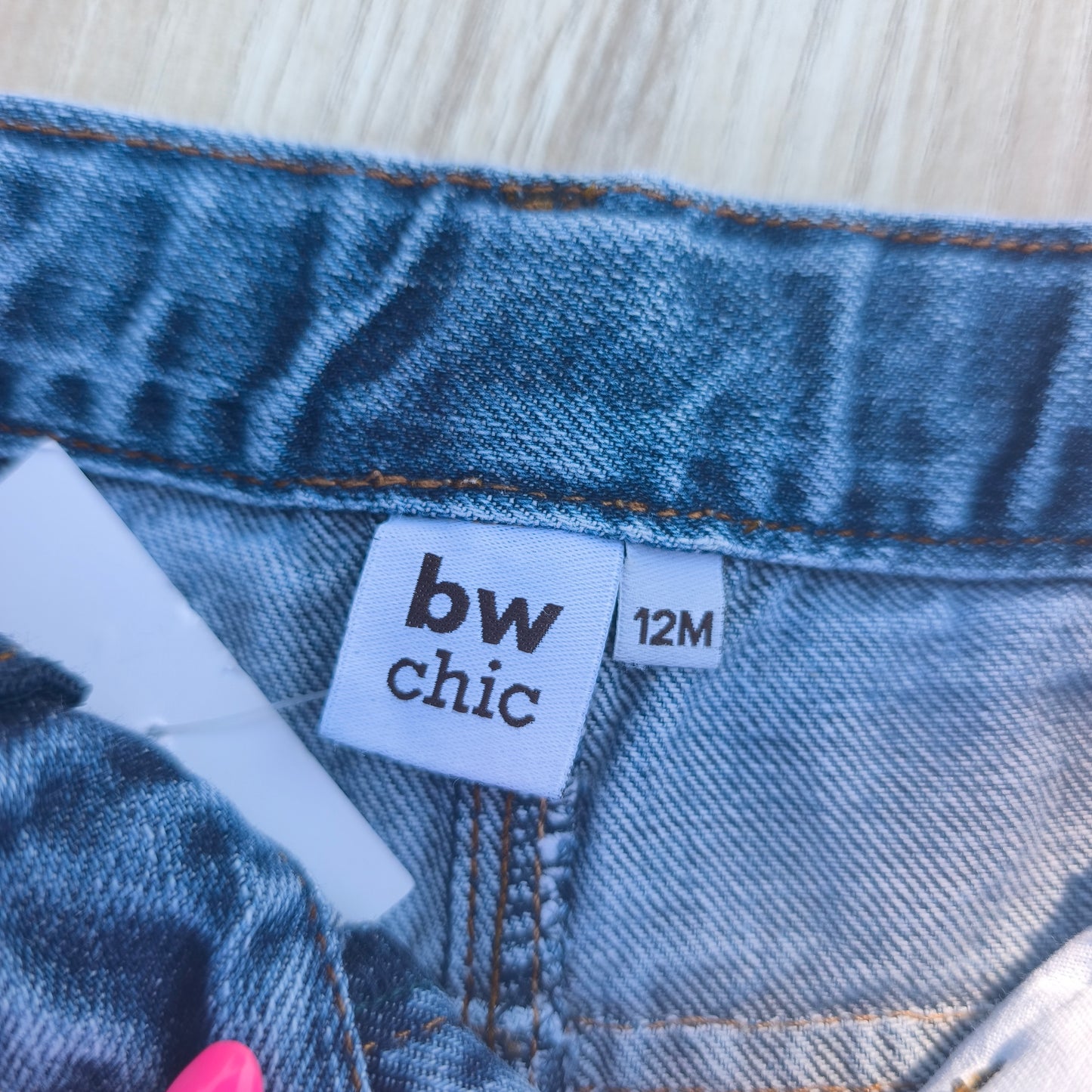 Calças Jeans com Efeito Desgastado. BW chic. 12 M