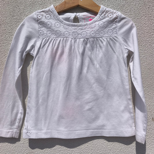 Camisola Branca com Peito em Renda – Young Dimension- 3-4 anos