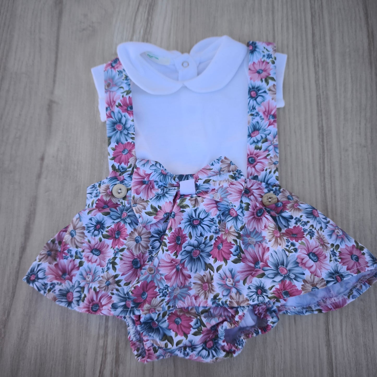 Conjunto de Body e Saia com Alças — Padrão Floral