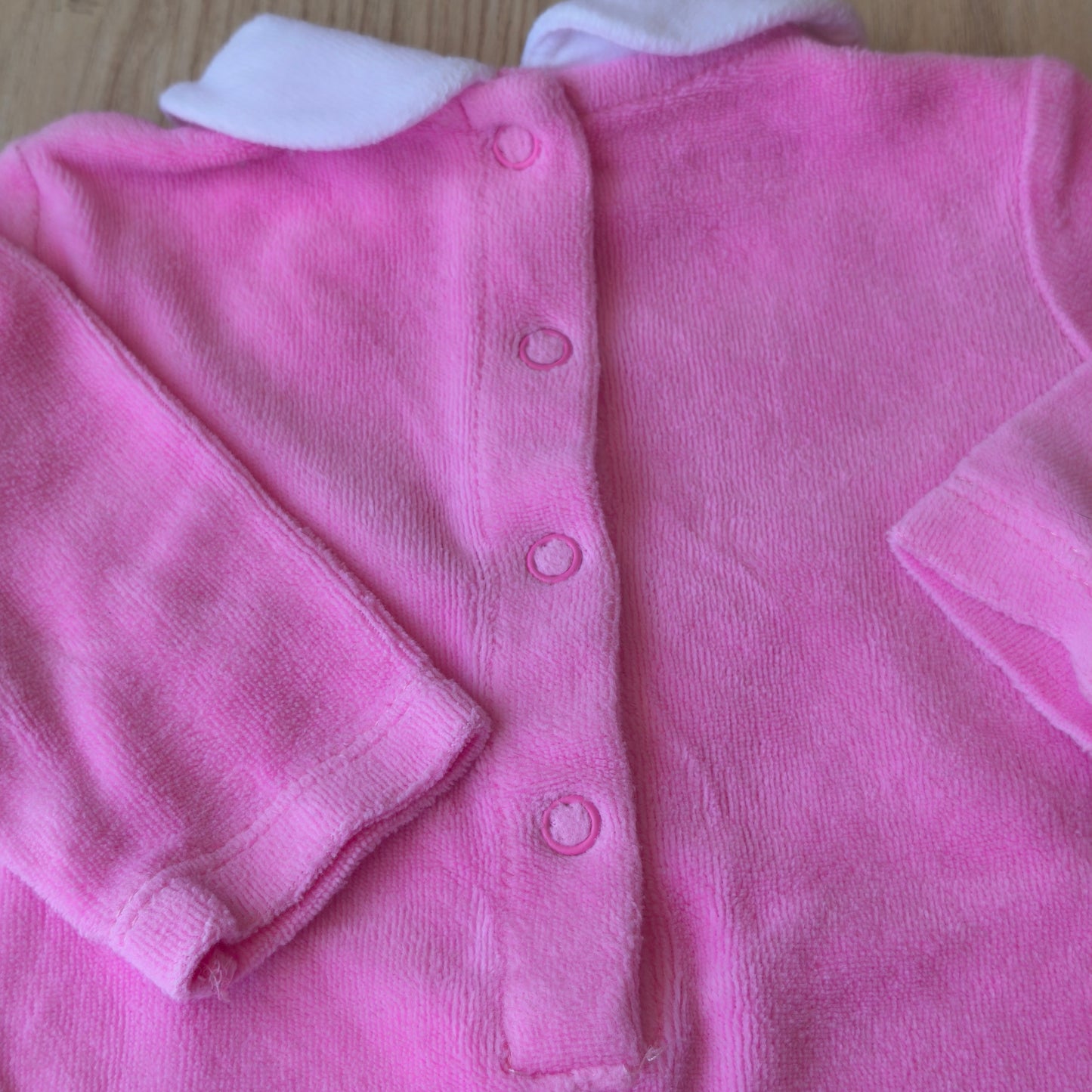 Babygrow de Veludo Rosa "Big Hug" – Prénatal