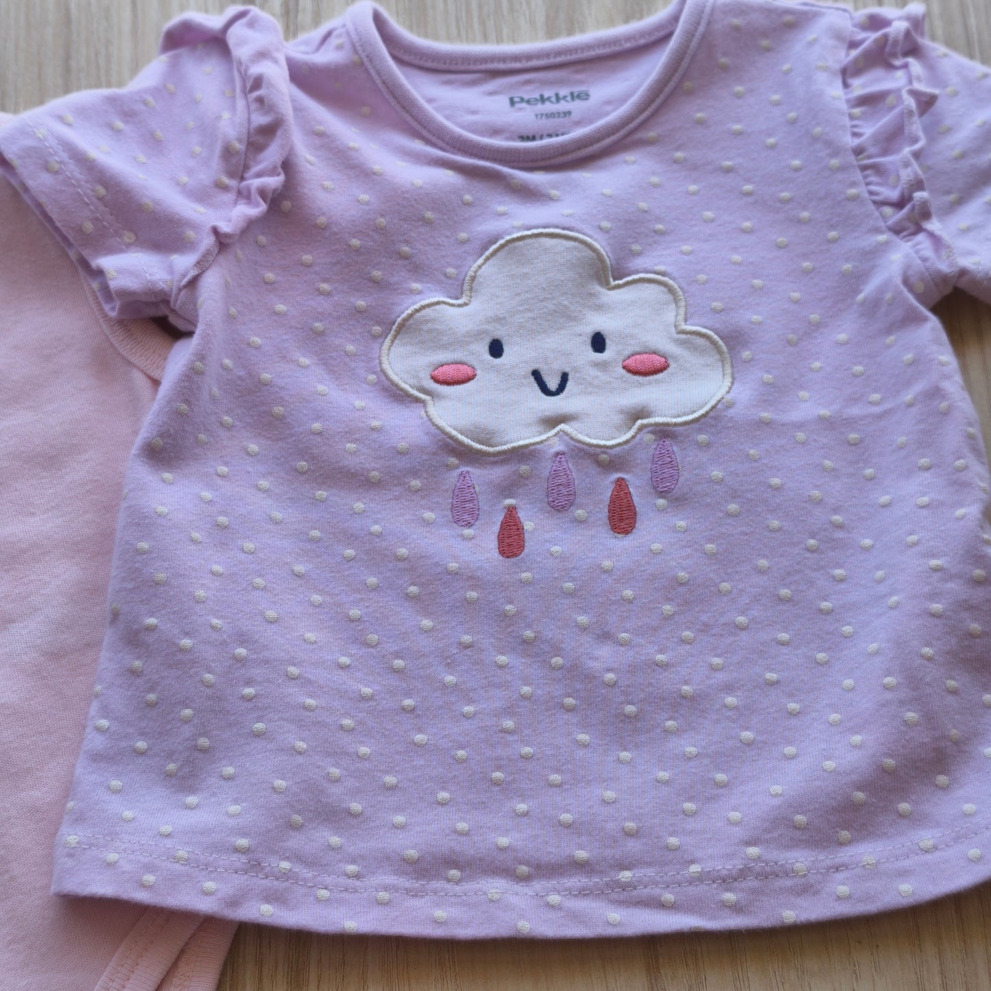 Conjunto de Verão Pekkle: T-shirt Nuvem Lilás e Body Rosa – 3 Meses