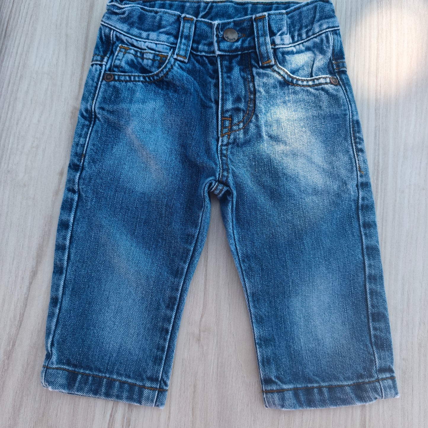 Calças Jeans com Efeito Desgastado. BW chic. 12 M