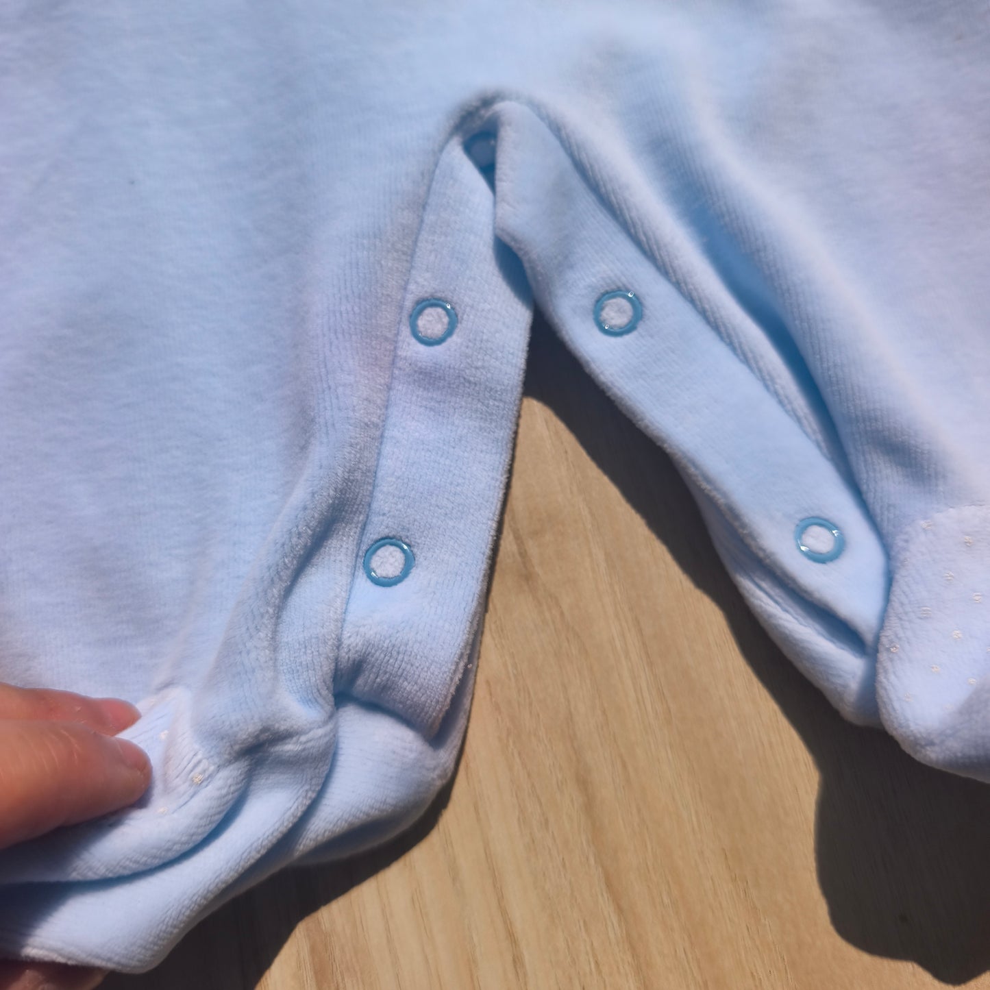 Conjunto de 2 Jardineiras / Fofos de Veludo com Pés – Azul Claro