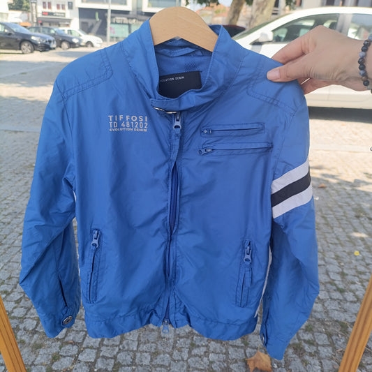 Casaco Corta-Vento de Menino Tiffosi Azul com Capuz Oculto 5-6 anos