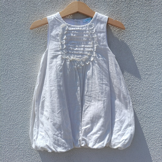Vestido Branco Abalonado Obaïbi com Peitilha Trabalhada – 18 Meses (81 cm)